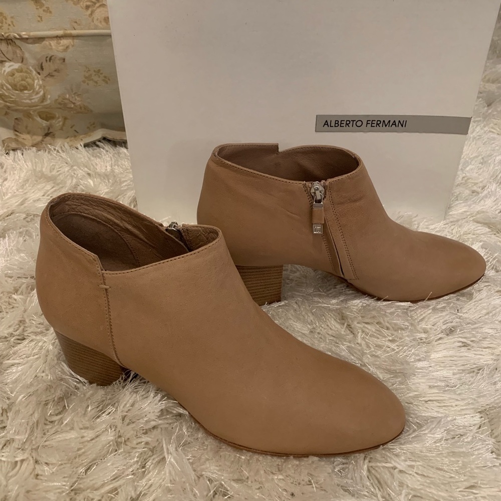 ALBERTO FERMANI size 40 Tahiti Ginseng booties